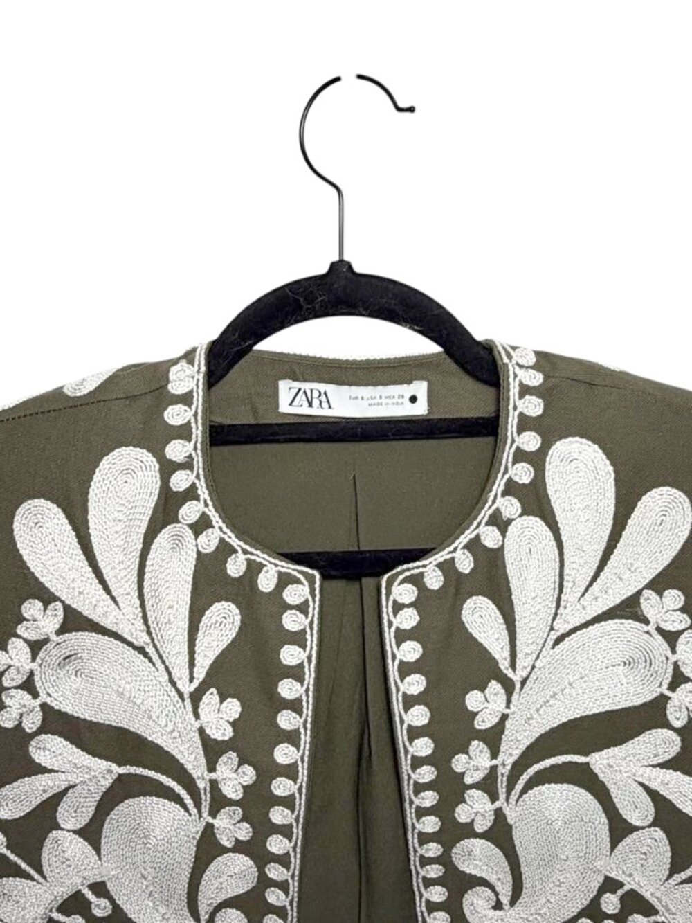 ZARA Contrast Embroidered Vest - Picture 4 of 7